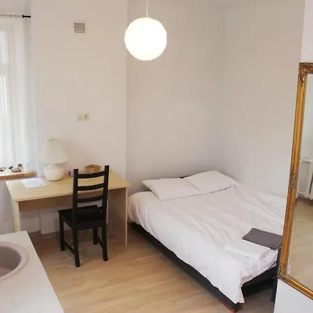 Studio In The Centre Of *