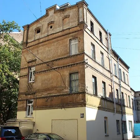 Studio In The Centre Of *